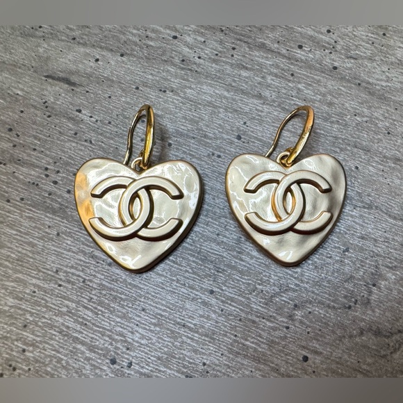 Chanel Gold Heart Charms with unbranded Hooks. - Picture 2 of 5